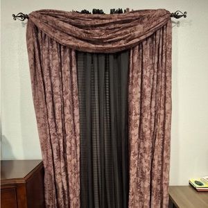 Beautiful Curtains - 2 sets